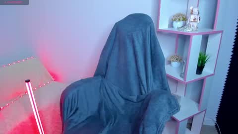 Snapshot of kathleendean chatting on March 12, 2025, 10:17 pm Kathleen GTM 3 400-1000 Mon Wed Wed Sat Sun online show from March 12, 2025, 10:17 pm