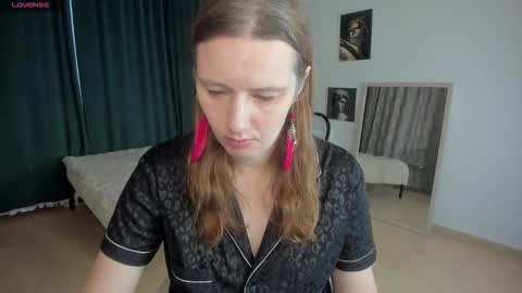 Snapshot of kathrinemeyer chatting on November 20, 2025, 2:34 am Kathrine online show from November 20, 2025, 2:34 am