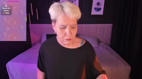 Snapshot of kathy_sunn chatting on March 28, 2026, 1:33 pm Kathy online show from March 28, 2026, 1:33 pm