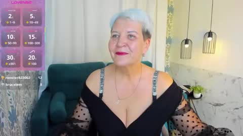 Snapshot of kathy_sunn chatting on April 26, 2026, 1:31 pm Kathy online show from April 26, 2026, 1:31 pm