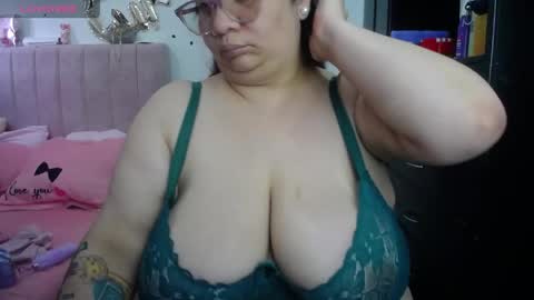 Snapshot of kathybigboobsbbw_ chatting on April 13, 2026, 9:09 pm kathybigboobsbbw_ online show from April 13, 2026, 9:09 pm