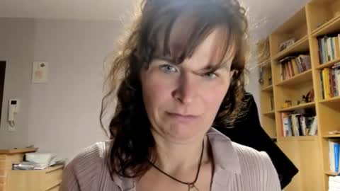 Snapshot of kathysky40 chatting on December 18, 2025, 3:51 pm KATHY online show from December 18, 2025, 3:51 pm