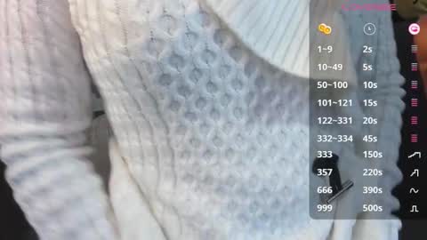 Snapshot of katia_12_ chatting on December 17, 2025, 5:02 am katia_12_ online show from December 17, 2025, 5:02 am