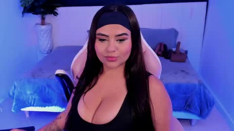 Katia online show from April 12, 2026, 5:51 pm