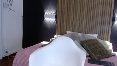 Snapshot of katia_bss chatting on February 18, 2025, 3:10 pm katia_bss online show from February 18, 2025, 3:10 pm