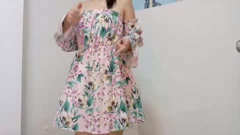 . . KATIA . . online show from May 9, 2026, 7:08 pm