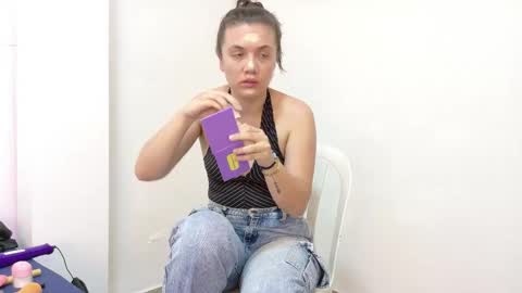 . . KATIA . . online show from May 19, 2026, 7:09 pm