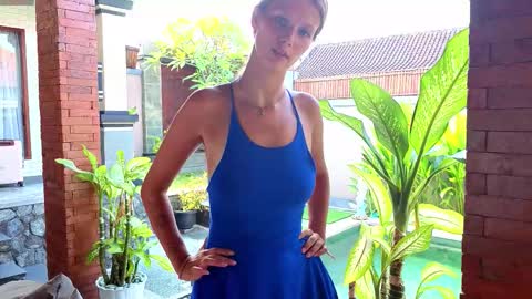 Snapshot of katie_dierse chatting on March 10, 2026, 7:57 am Katie online show from March 10, 2026, 7:57 am