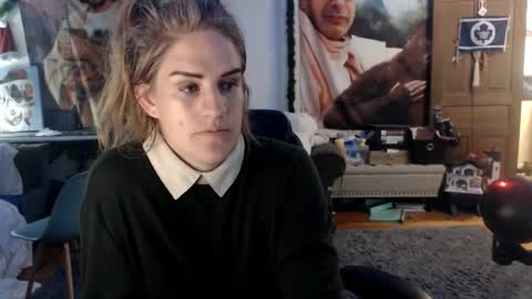 Snapshot of katiecutie_5 chatting on September 17, 2025, 4:58 am Katie online show from September 17, 2025, 4:58 am