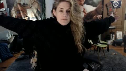 Snapshot of katiecutie_5 chatting on February 11, 2026, 5:01 am Katie online show from February 11, 2026, 5:01 am