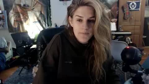 Snapshot of katiecutie_5 chatting on March 5, 2026, 5:25 am Katie online show from March 5, 2026, 5:25 am