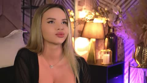 Snapshot of katjolie chatting on February 16, 2026, 9:11 pm KatJolie online show from February 16, 2026, 9:11 pm