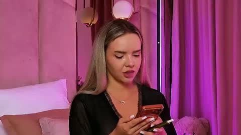KatJolie online show from July 11, 2026, 7:27 pm