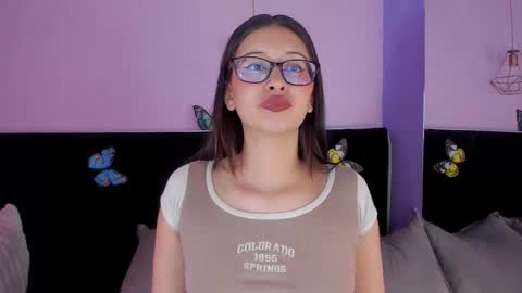 Snapshot of katniss_lovee_ chatting on February 20, 2026, 4:53 am .... Katniss .... online show from February 20, 2026, 4:53 am