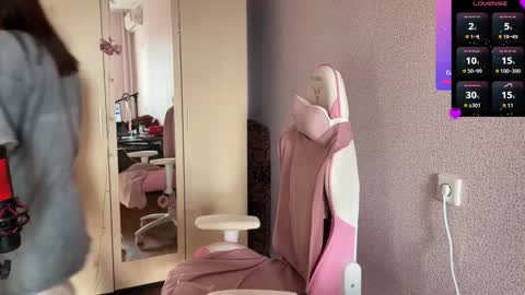 Snapshot of katrin_kristal chatting on January 7, 2025, 11:16 am naked in pvt show 100 tk online show from January 7, 2025, 11:16 am