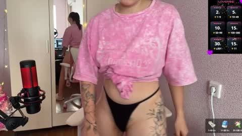 Snapshot of katrin_kristal chatting on January 10, 2025, 7:46 am naked in pvt show 100 tk online show from January 10, 2025, 7:46 am