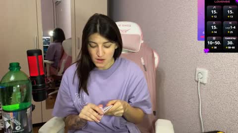 Snapshot of katrin_kristal chatting on January 25, 2025, 9:35 pm naked in pvt show 100 tk online show from January 25, 2025, 9:35 pm