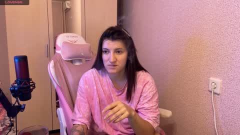 Snapshot of katrin_kristal chatting on January 30, 2025, 2:58 pm naked in pvt show 100 tk online show from January 30, 2025, 2:58 pm