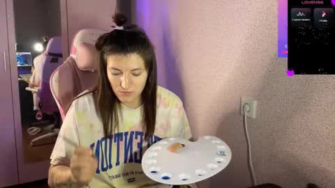 Snapshot of katrin_kristal chatting on February 9, 2025, 8:24 pm naked in pvt show 100 tk online show from February 9, 2025, 8:24 pm