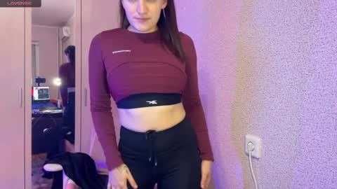 Snapshot of katrin_kristal chatting on February 13, 2025, 10:00 pm naked in pvt show 100 tk online show from February 13, 2025, 10:00 pm