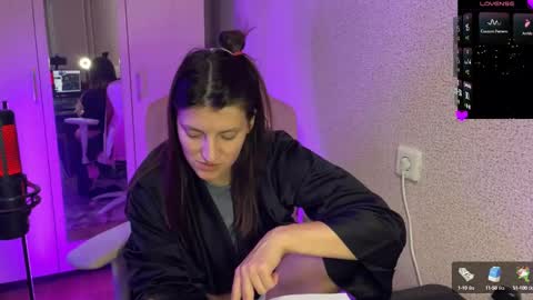 Snapshot of katrin_kristal chatting on February 17, 2025, 6:26 pm naked in pvt show 100 tk online show from February 17, 2025, 6:26 pm