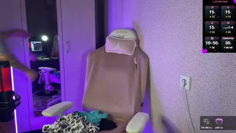 Snapshot of katrin_kristal chatting on February 18, 2025, 9:53 pm naked in pvt show 100 tk online show from February 18, 2025, 9:53 pm
