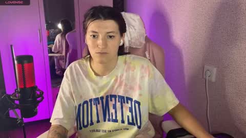 Snapshot of katrin_kristal chatting on March 4, 2025, 9:22 pm naked in pvt show 100 tk online show from March 4, 2025, 9:22 pm