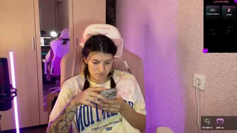 Snapshot of katrin_kristal chatting on March 5, 2025, 6:56 pm naked in pvt show 100 tk online show from March 5, 2025, 6:56 pm
