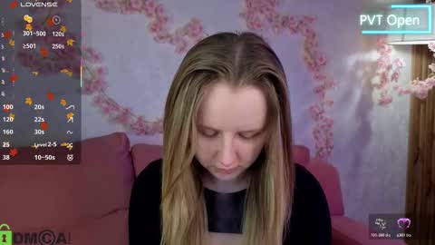 Snapshot of katrina_bail chatting on December 1, 2025, 12:59 am Katrina Bail online show from December 1, 2025, 12:59 am