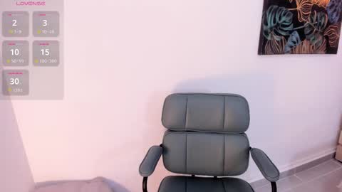 Snapshot of katrina_baurii chatting on September 12, 2025, 1:33 pm katrina online show from September 12, 2025, 1:33 pm