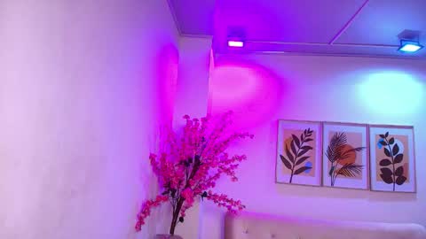 Katrina online show from November 29, 2025, 7:06 pm