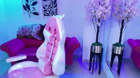 Snapshot of katrina_spencer chatting on February 1, 2026, 11:31 am Katrina online show from February 1, 2026, 11:31 am
