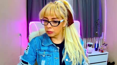 katrinacharm online show from September 15, 2025, 6:02 am