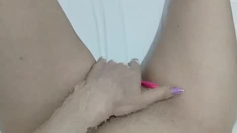 katrina  dont forget to give me thumbs up online show from December 15, 2025, 6:56 pm