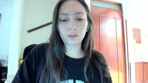 Snapshot of katrinrosex chatting on February 3, 2025, 5:56 pm Katrin online show from February 3, 2025, 5:56 pm