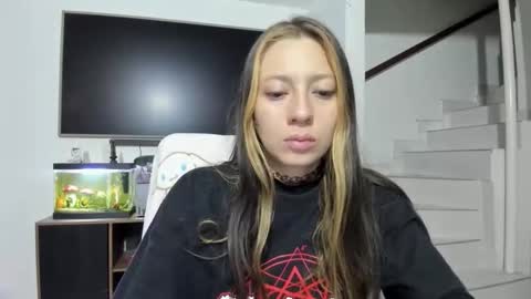 Snapshot of katrinrosex chatting on September 16, 2025, 11:00 am Katrin online show from September 16, 2025, 11:00 am