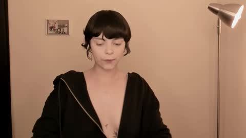 Snapshot of katsurotaro chatting on January 5, 2026, 9:29 pm katsuro online show from January 5, 2026, 9:29 pm