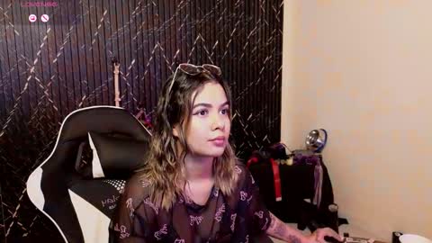 Snapshot of katt_bdsm chatting on January 10, 2026, 5:37 pm Katt online show from January 10, 2026, 5:37 pm