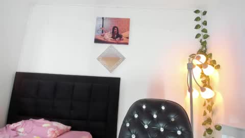 Snapshot of katta_c chatting on September 18, 2025, 6:54 pm katta_c online show from September 18, 2025, 6:54 pm