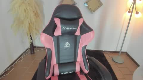 Snapshot of katta_c chatting on February 21, 2026, 9:27 pm katta_c online show from February 21, 2026, 9:27 pm