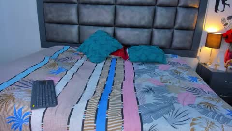 Snapshot of kattaleyaa_ chatting on December 4, 2025, 2:15 pm kattaleyaa_ online show from December 4, 2025, 2:15 pm