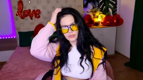 Snapshot of kattiesims chatting on February 14, 2025, 7:33 pm KattieSims online show from February 14, 2025, 7:33 pm