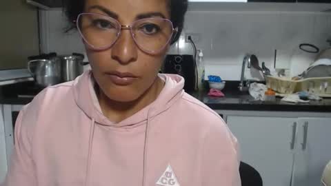 Snapshot of kattleyagray chatting on February 27, 2026, 8:42 pm KattleyaGrey online show from February 27, 2026, 8:42 pm