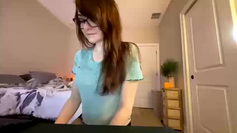 Snapshot of kattnip44 chatting on October 15, 2025, 8:42 pm Josie live show Tuesday Wednesday and Thursday online show from October 15, 2025, 8:42 pm