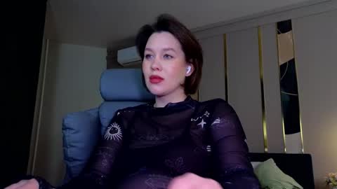 Goddess Katy            VACATION  online show from November 13, 2025, 1:04 am