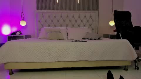 Snapshot of katty_cute19 chatting on July 10, 2026, 4:17 am katty_cute19 online show from July 10, 2026, 4:17 am