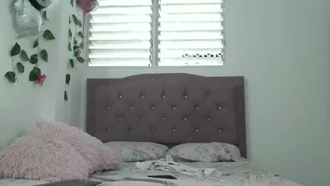 Snapshot of katty_lovely chatting on March 11, 2025, 2:29 pm Katty online show from March 11, 2025, 2:29 pm