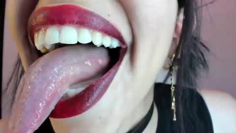 Snapshot of katty_mouth chatting on June 12, 2026, 4:28 pm Katty online show from June 12, 2026, 4:28 pm