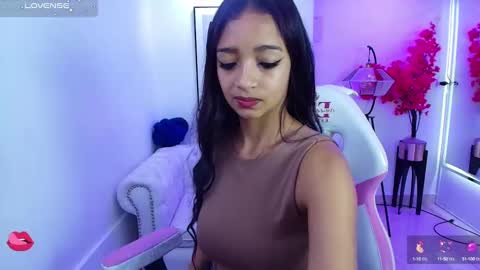 katty_rounds online show from October 7, 2025, 12:35 pm