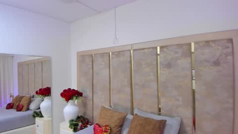 Snapshot of kattyarogers chatting on December 20, 2025, 7:32 pm KattyaRogers online show from December 20, 2025, 7:32 pm